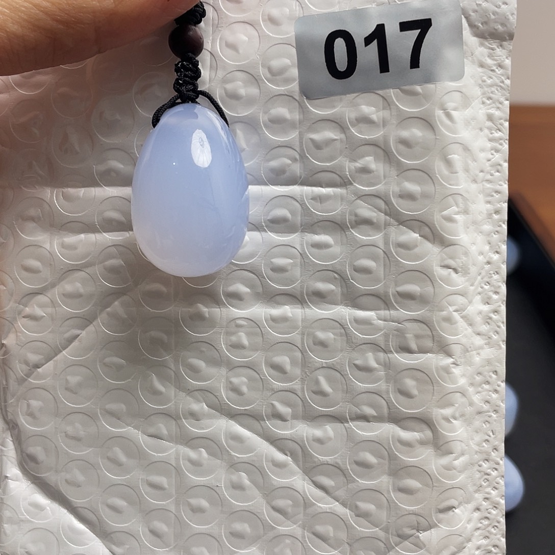 玛瑙/玉髓未镶嵌珠宝奇石