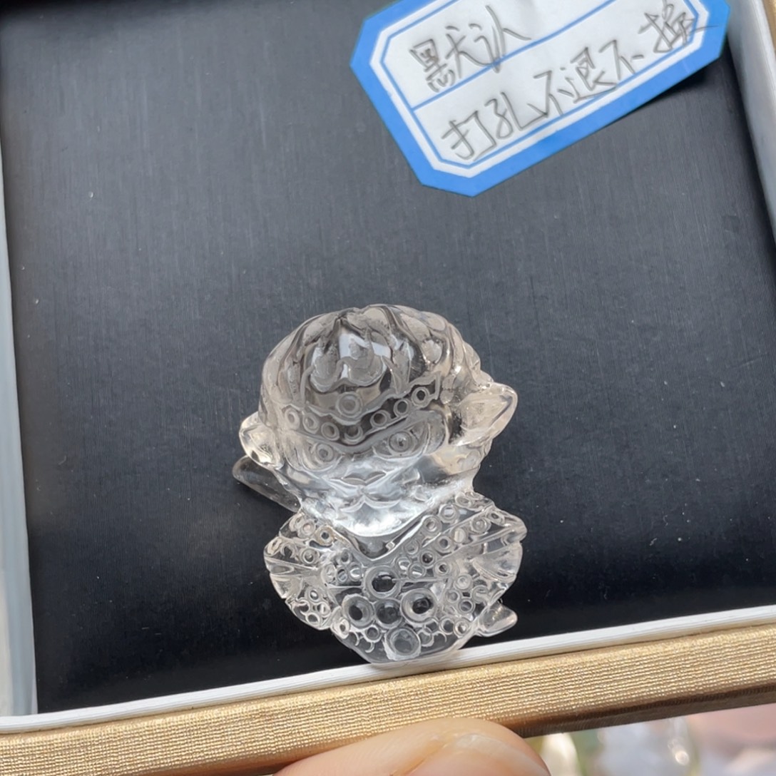 子***佳石材天然水晶吊坠摆件