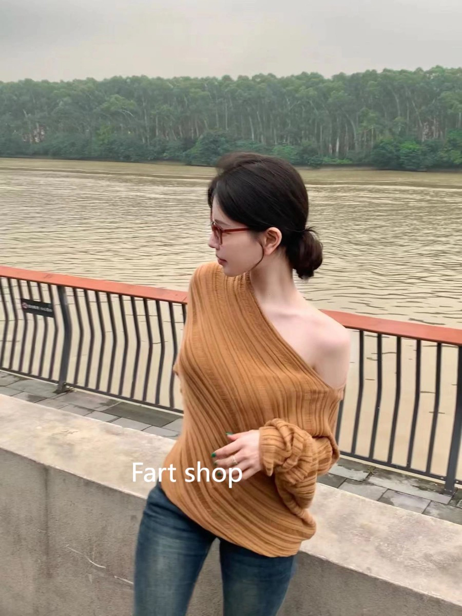 孙baobao 早春新款慵懒落肩毛衣 不规则设计感垂感毛织上衣