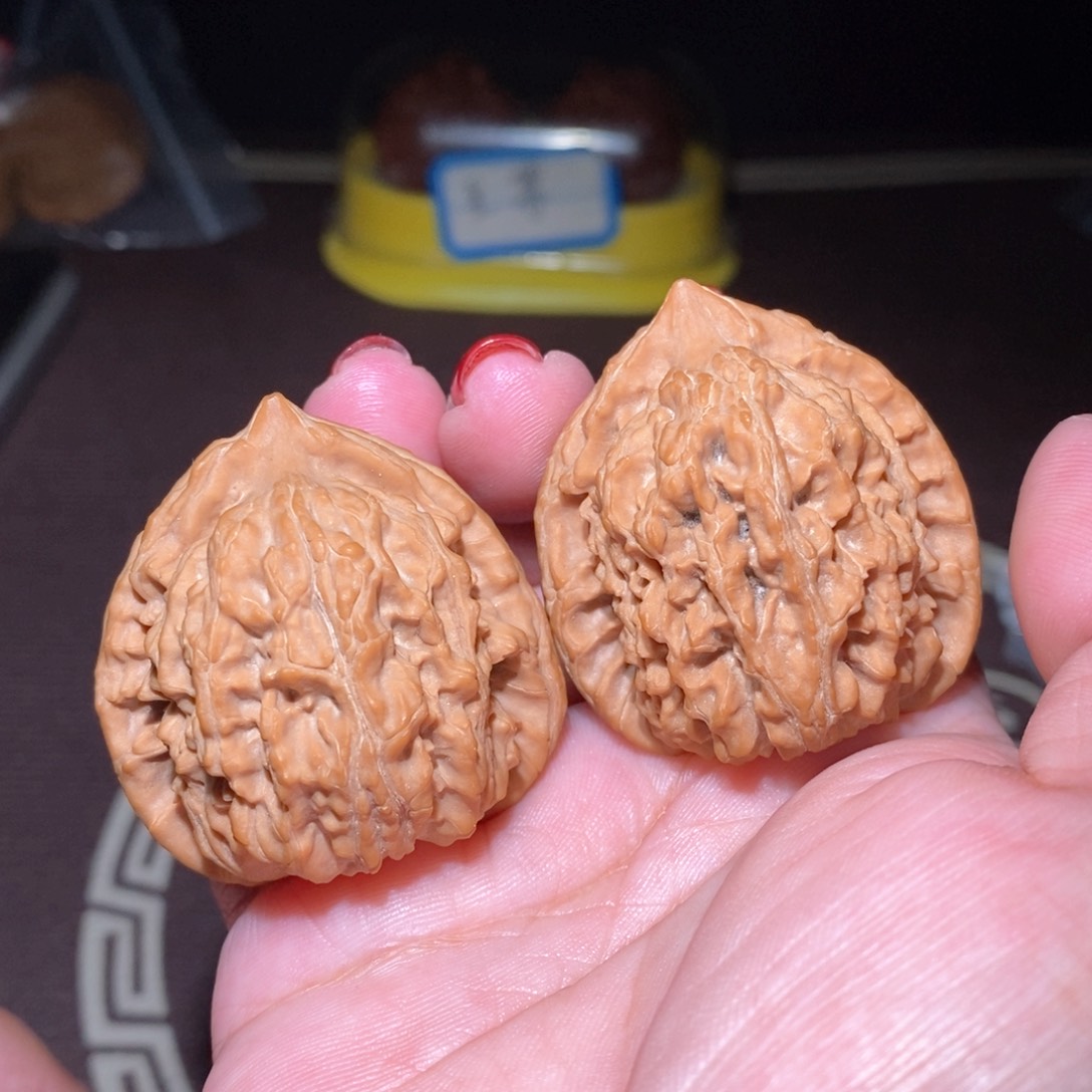 文玩核桃把件平谷火麒麟