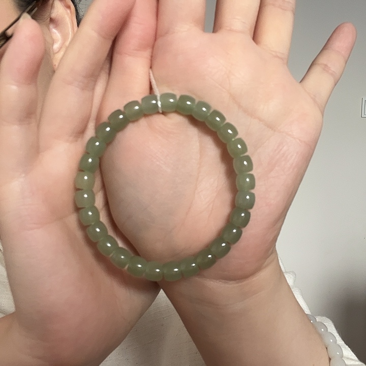 和田玉未镶嵌手串