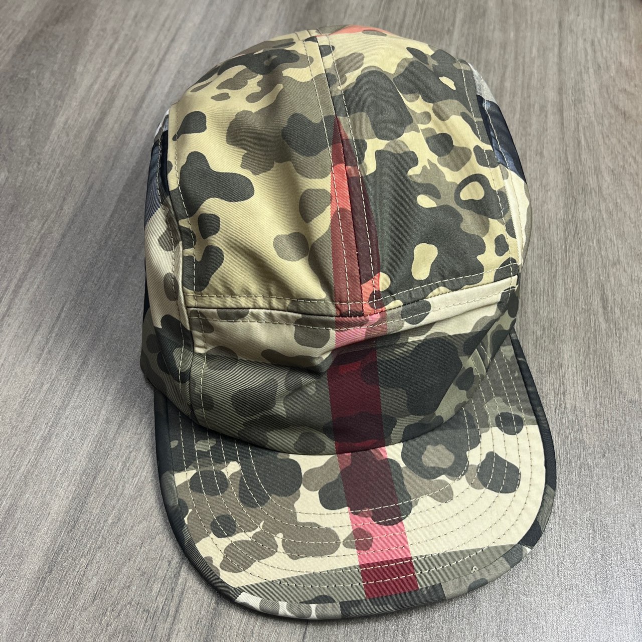 全新未使用 BURBERRY/博柏利 迷彩鸭舌帽棒球帽 l码 全新 864372