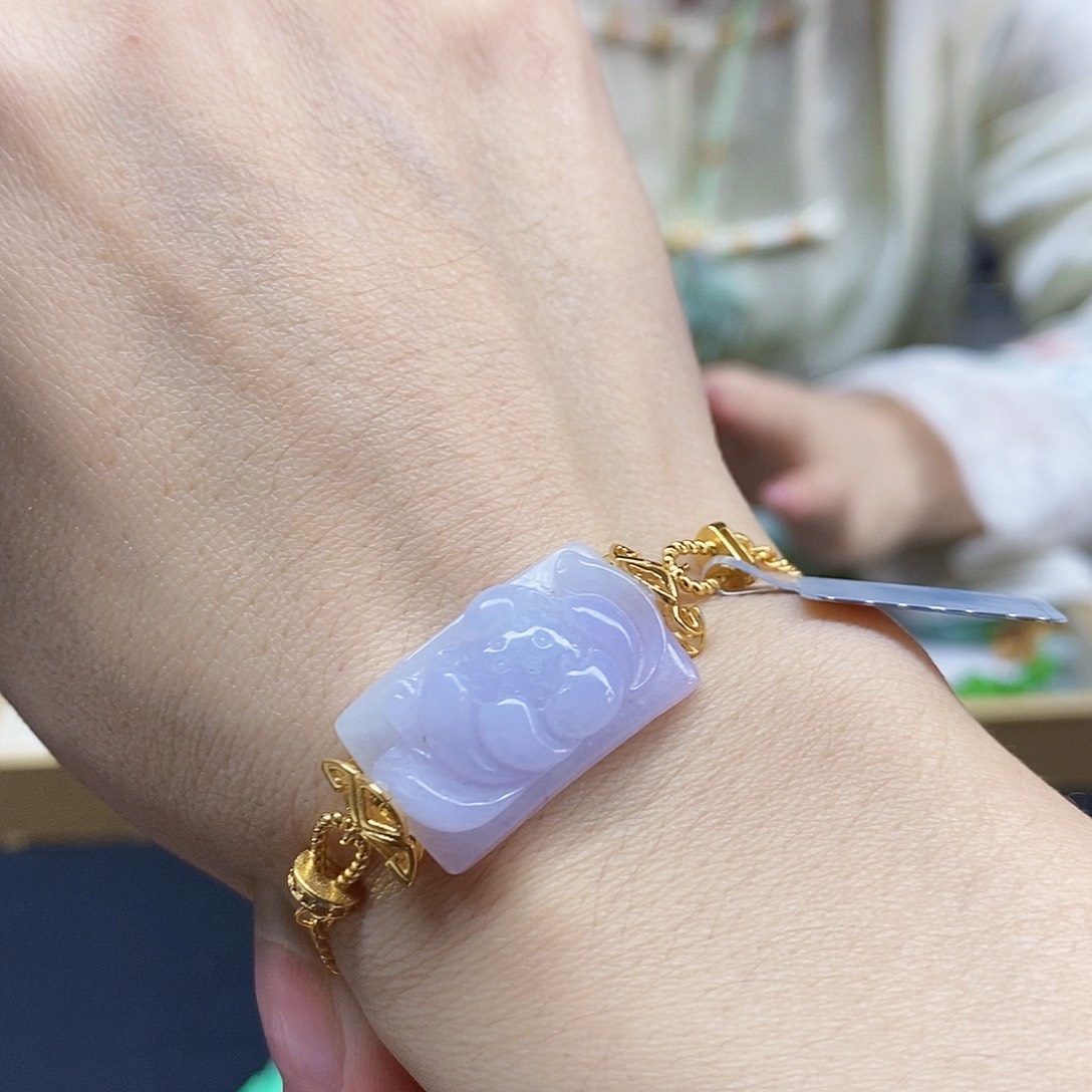 翡翠未镶嵌颈饰手串