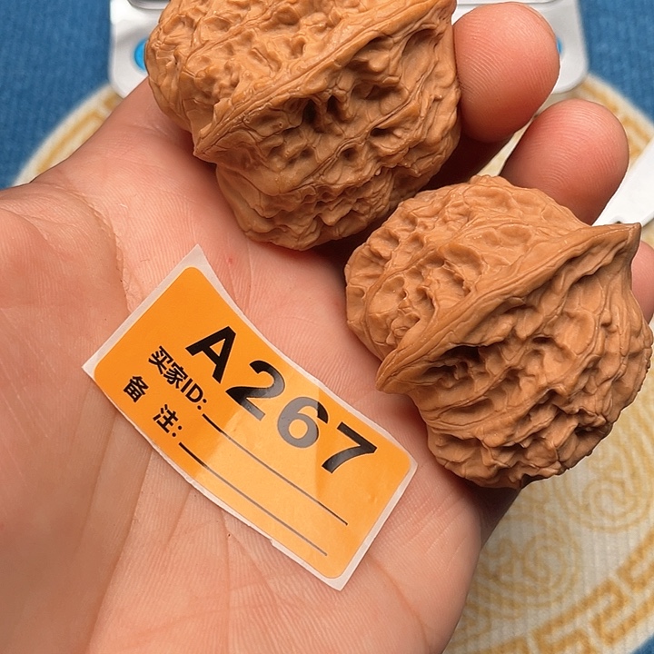文玩核桃把件核桃