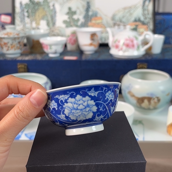 手工手绘地皮牡丹主人杯