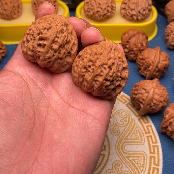 核桃手串/手链大*胖金牛41尺