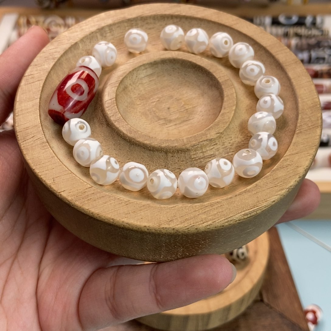 玛瑙/玉髓散珠未镶嵌辥**?