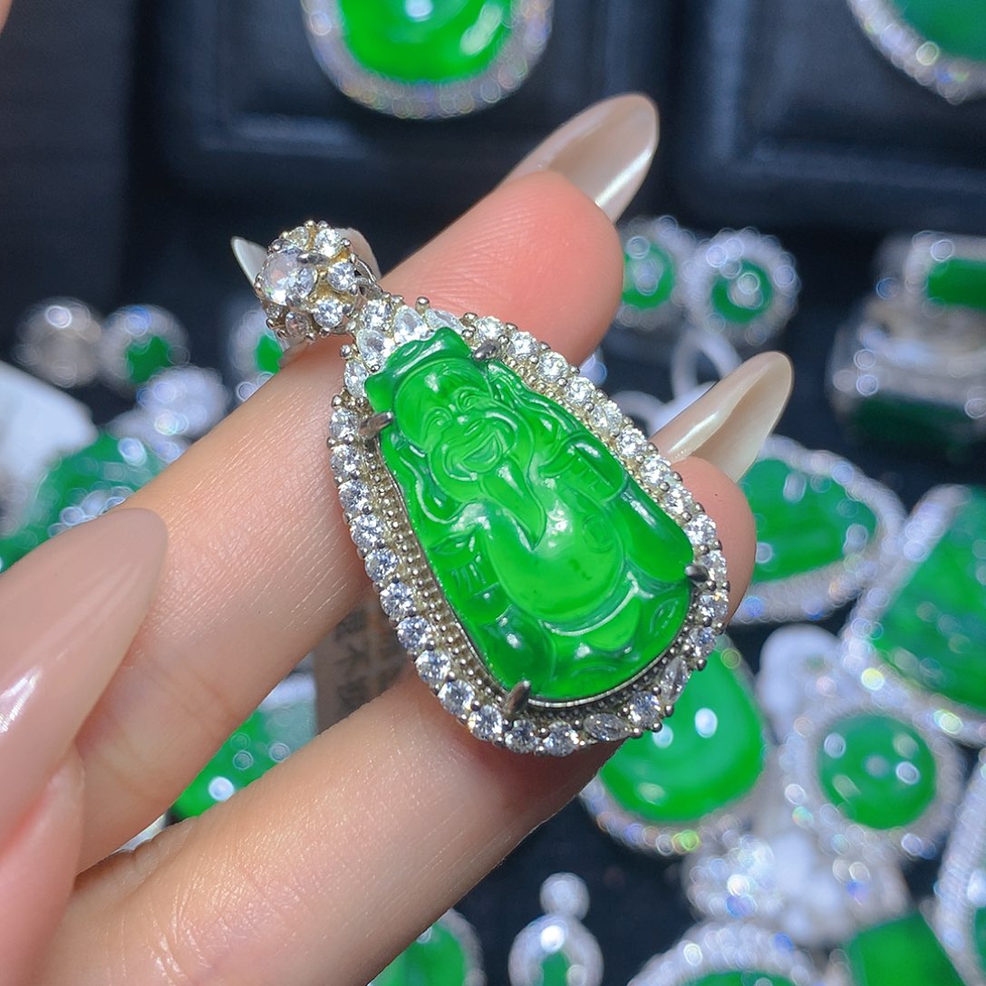 翡翠吊坠(不含链)银S925镶嵌翡翠