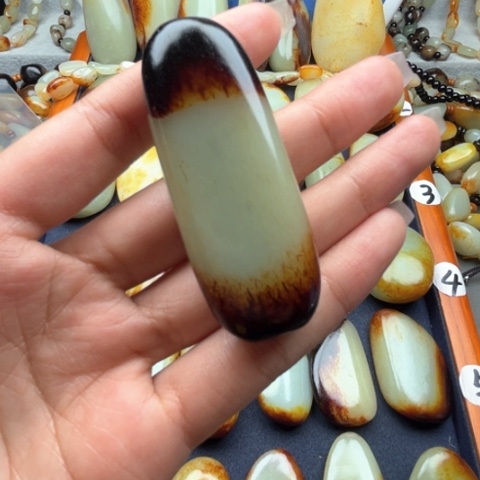 和田玉颈饰未镶嵌高*