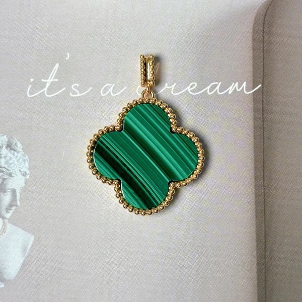 18K金孔雀石幸运花吊坠