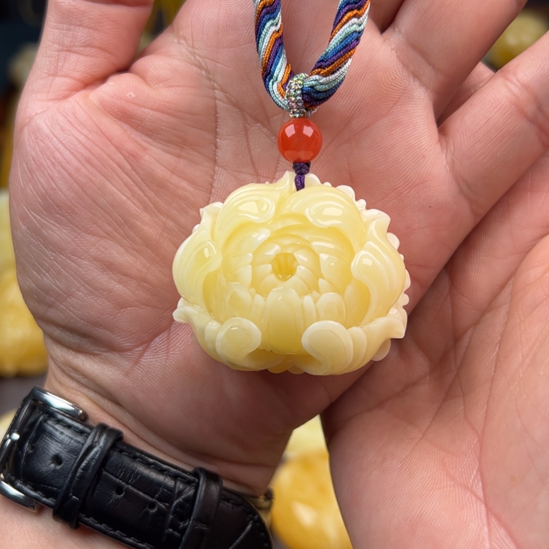 琥珀裸石未镶嵌纯天然蜜蜡