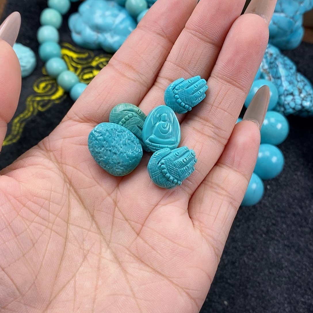 用****2高瓷精品老油绿雕刻件c