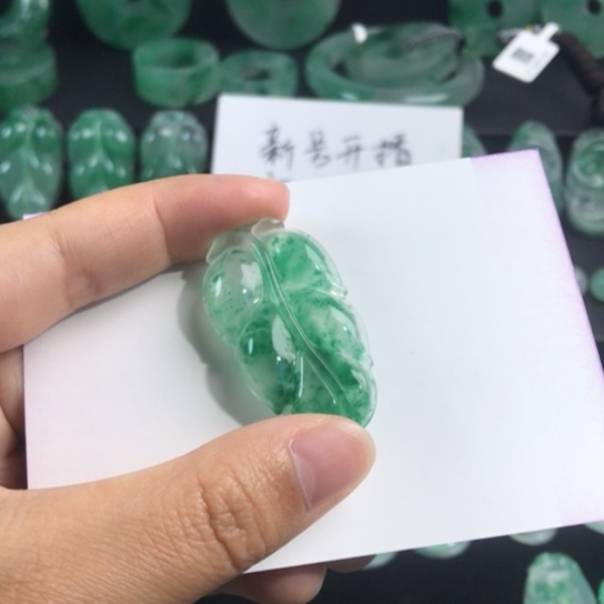 8***6合金手镯石英岩玉