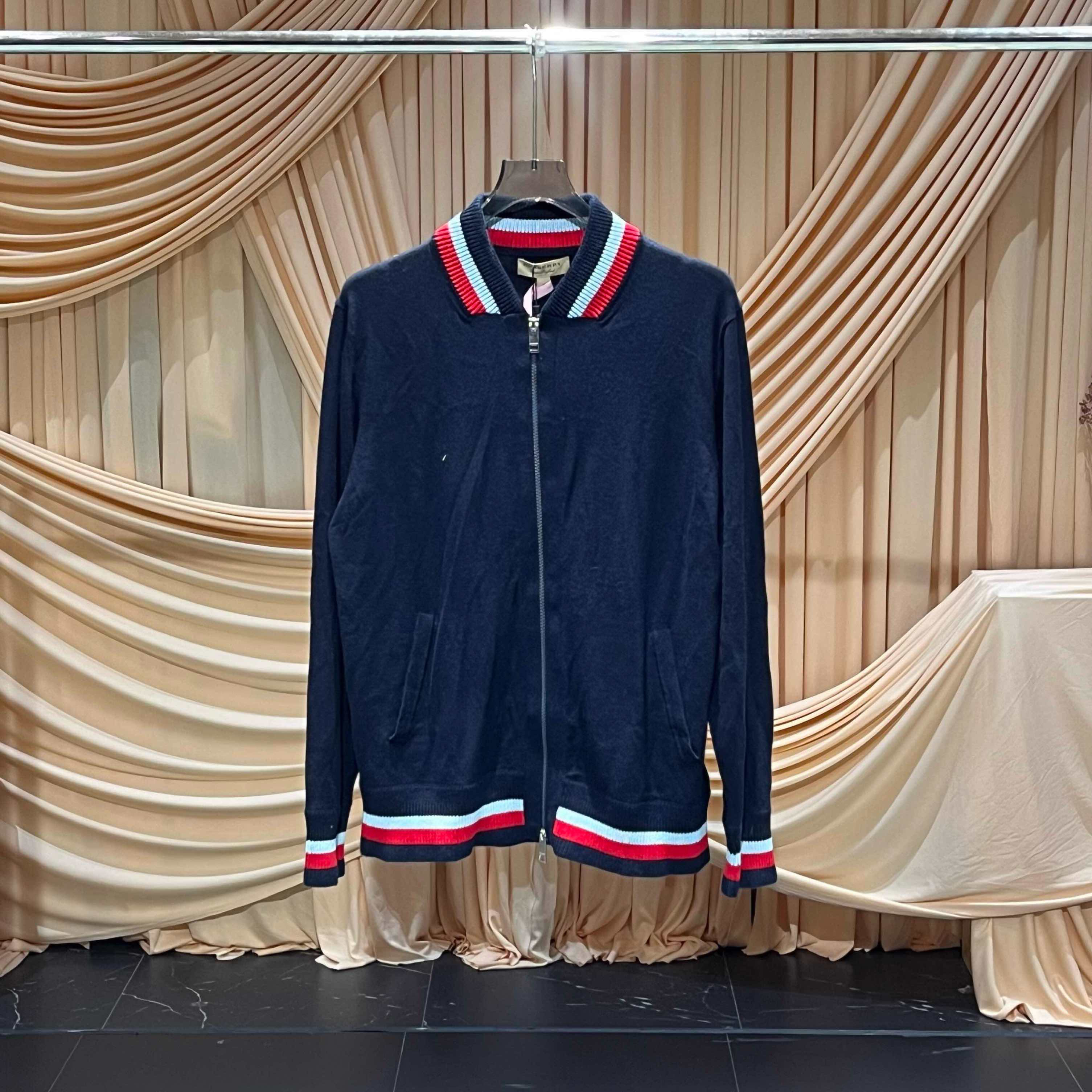 未使用 BURBERRY/博柏利 撞色条纹领拉链羊毛针织外套/xl码/32243