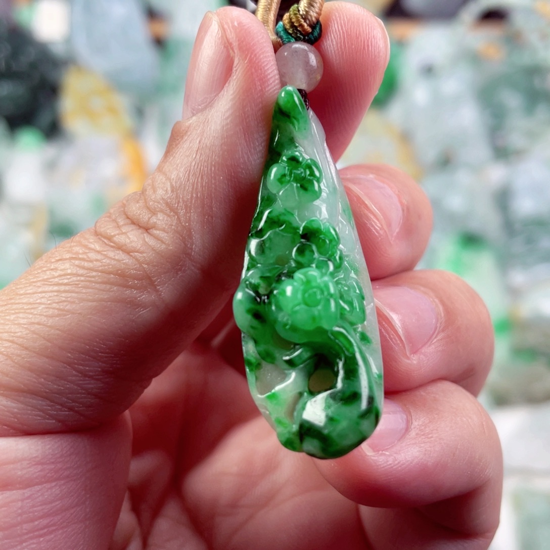 翡翠未镶嵌吊坠(不含链)