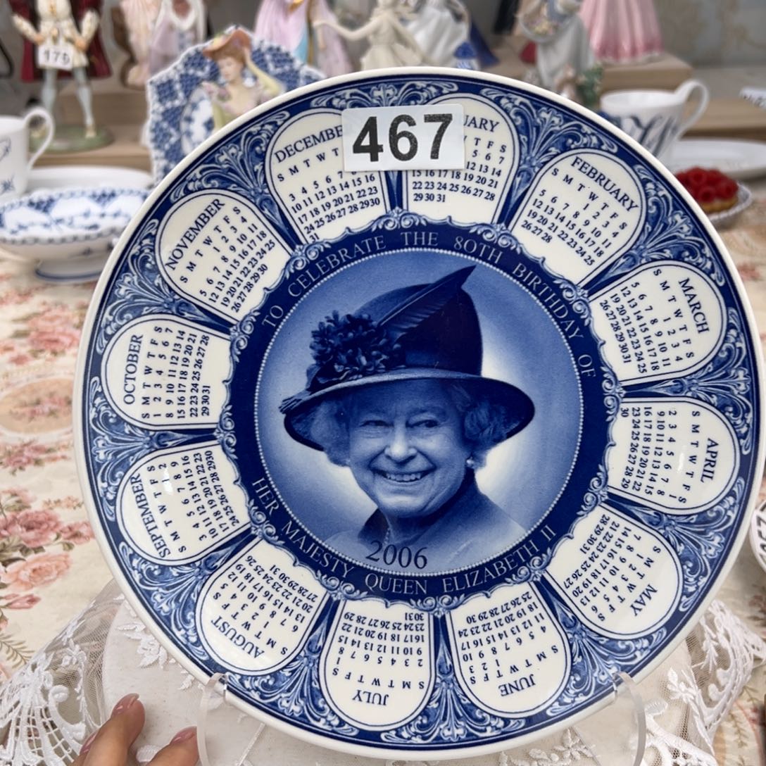 瓷片中古默认微瑕。 