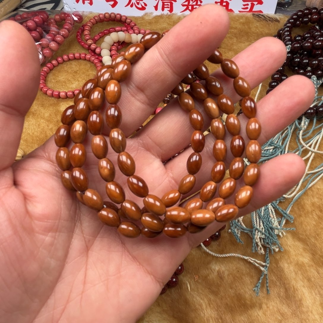 只买单纯的吊坠，没带链子，属的性质。