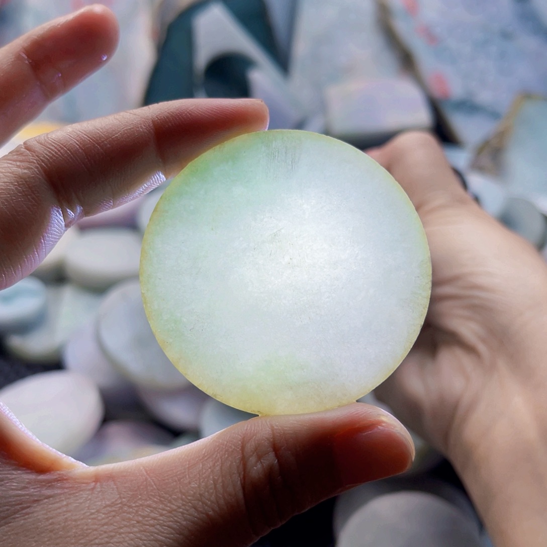 翡翠未镶嵌挂件缅甸翡翠