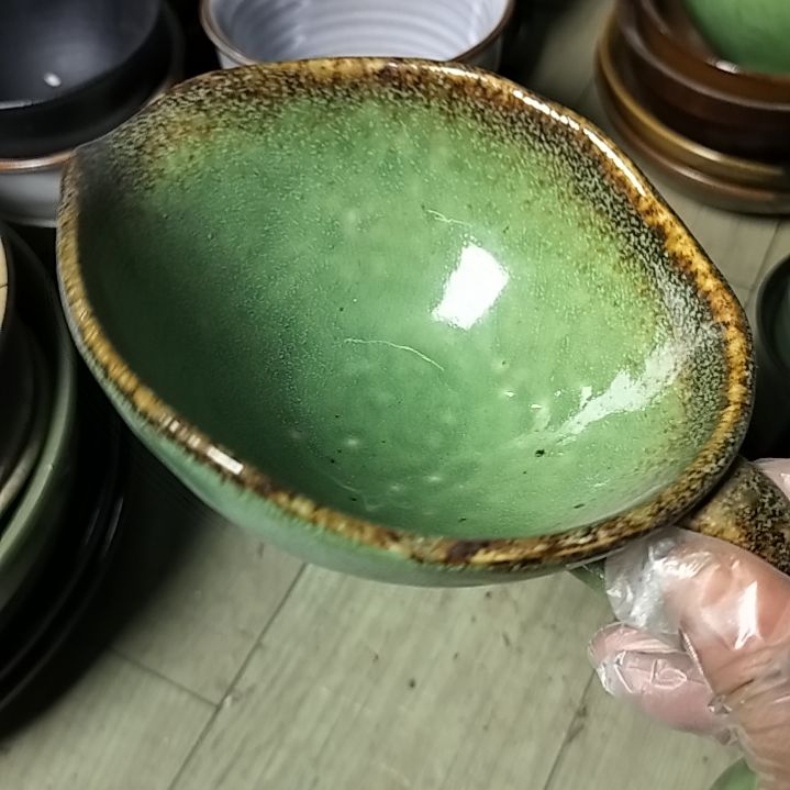 盘瓷片陶瓷杯盘壶碗都有