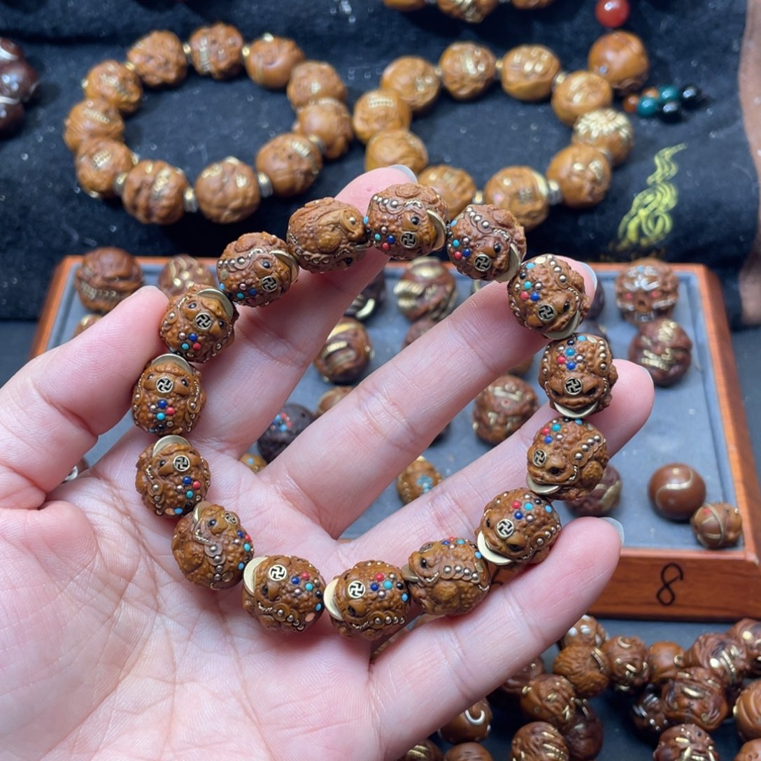 曾***]吊坠紫金鼠14七彩金蝉