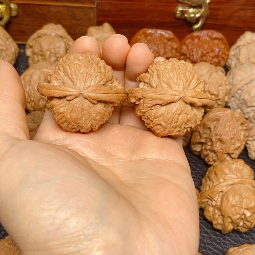 【闪购商品】吊坠文玩核桃博**创白狮子42