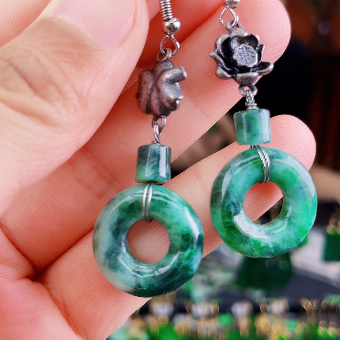 翡翠未镶嵌耳饰饰品