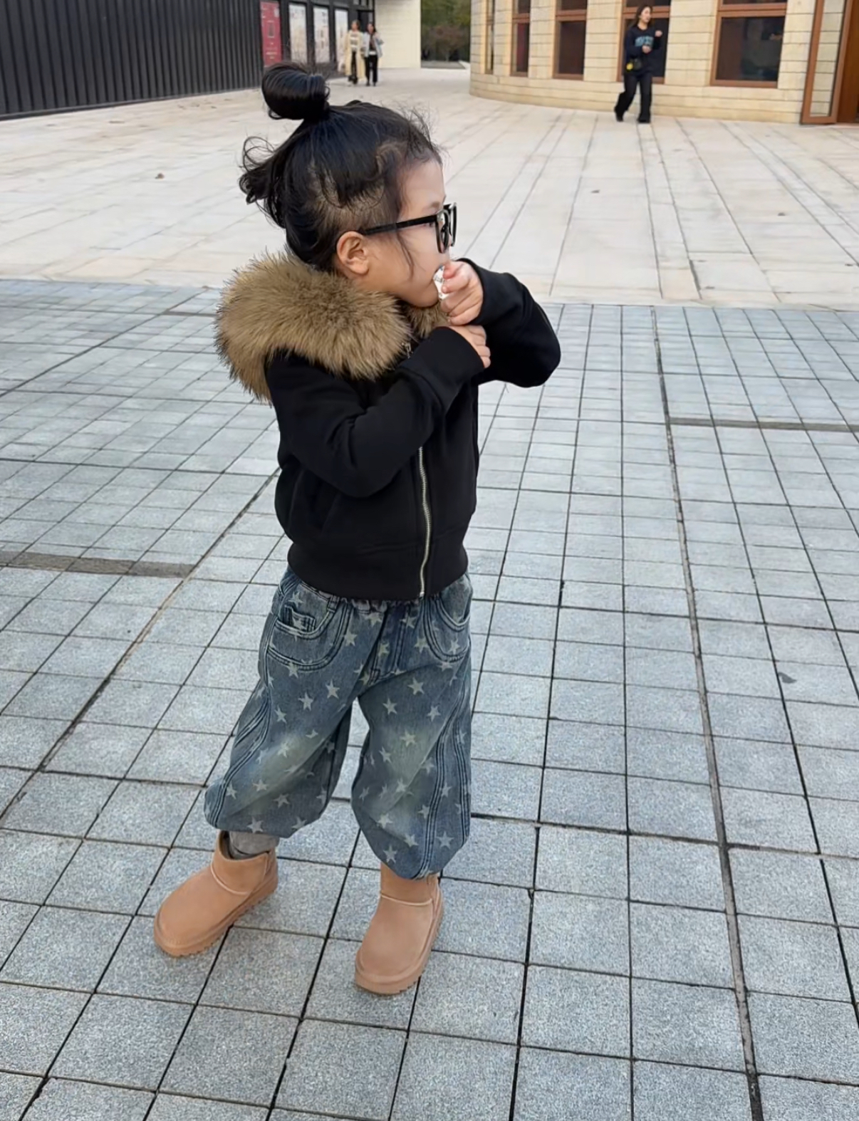 Kk·儿童冬季新款大毛领加绒加厚连帽拉链卫衣外套