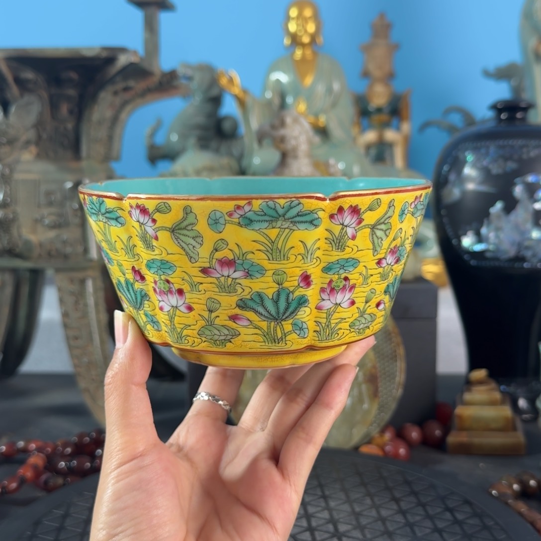 碗瓷器是在瓷器的基础