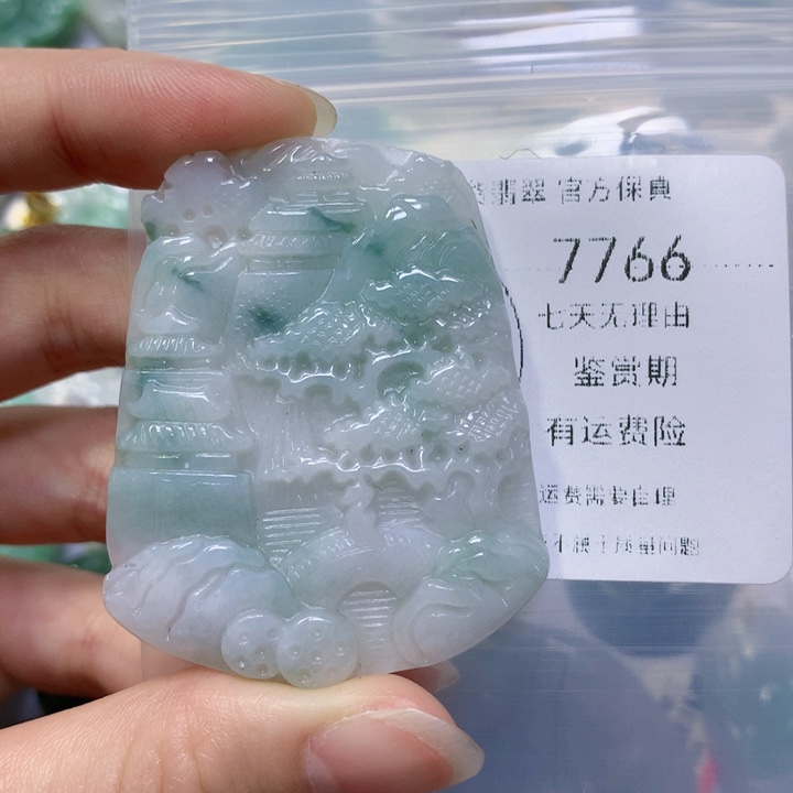 翡翠未镶嵌颈饰翡翠
