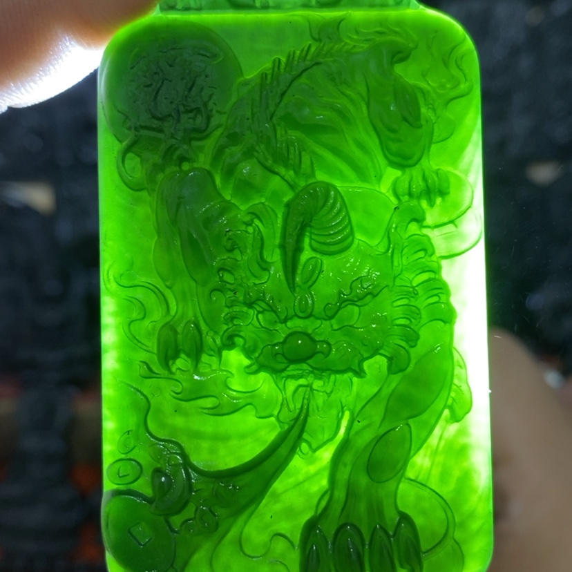 【闪购商品】未镶嵌蛇纹石玉颈饰