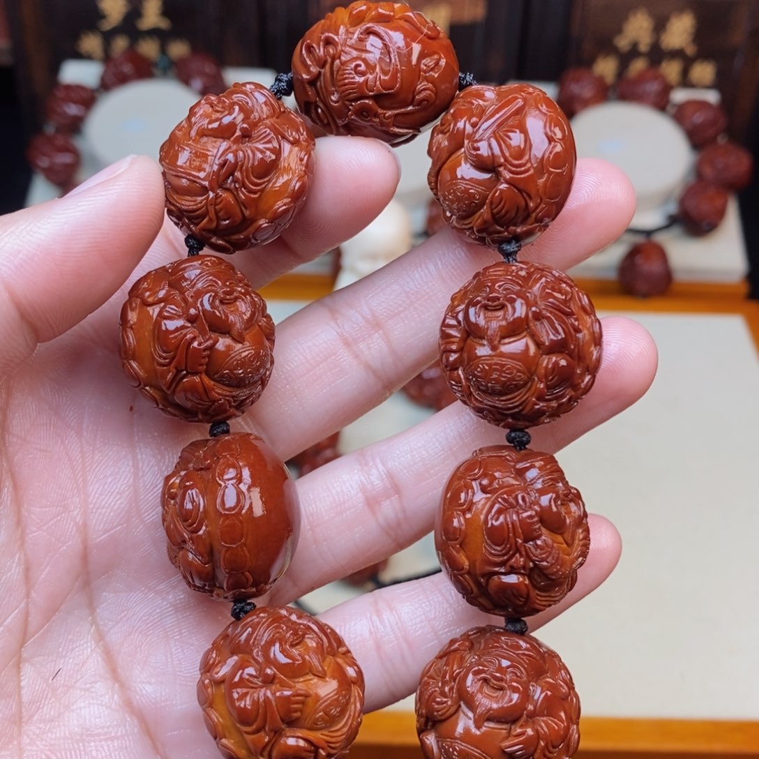 橄榄核吊坠财神财神