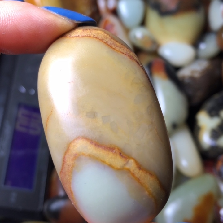 和田玉未镶嵌珠宝奇石