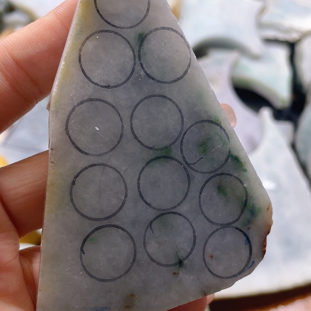 未镶嵌挂件翡翠1