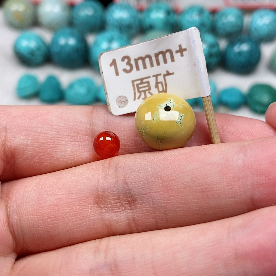 南红玛瑙未镶嵌珠宝半成品