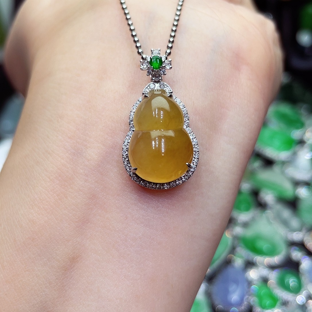 吊坠(不含链)18K金镶嵌翡翠