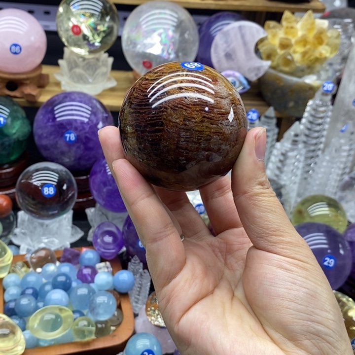 石材天然千层幽灵球