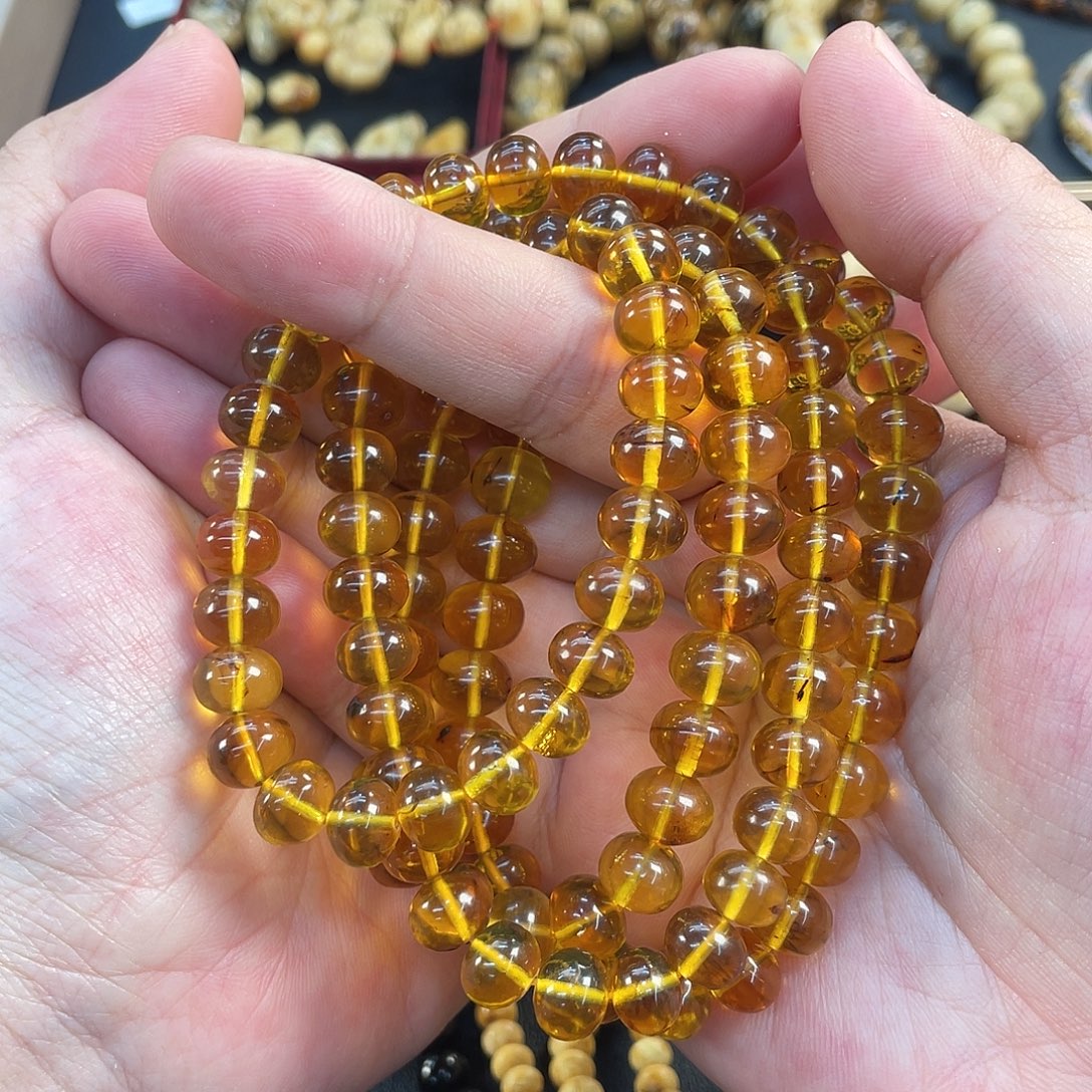 琥珀未镶嵌裸石9mm金珀