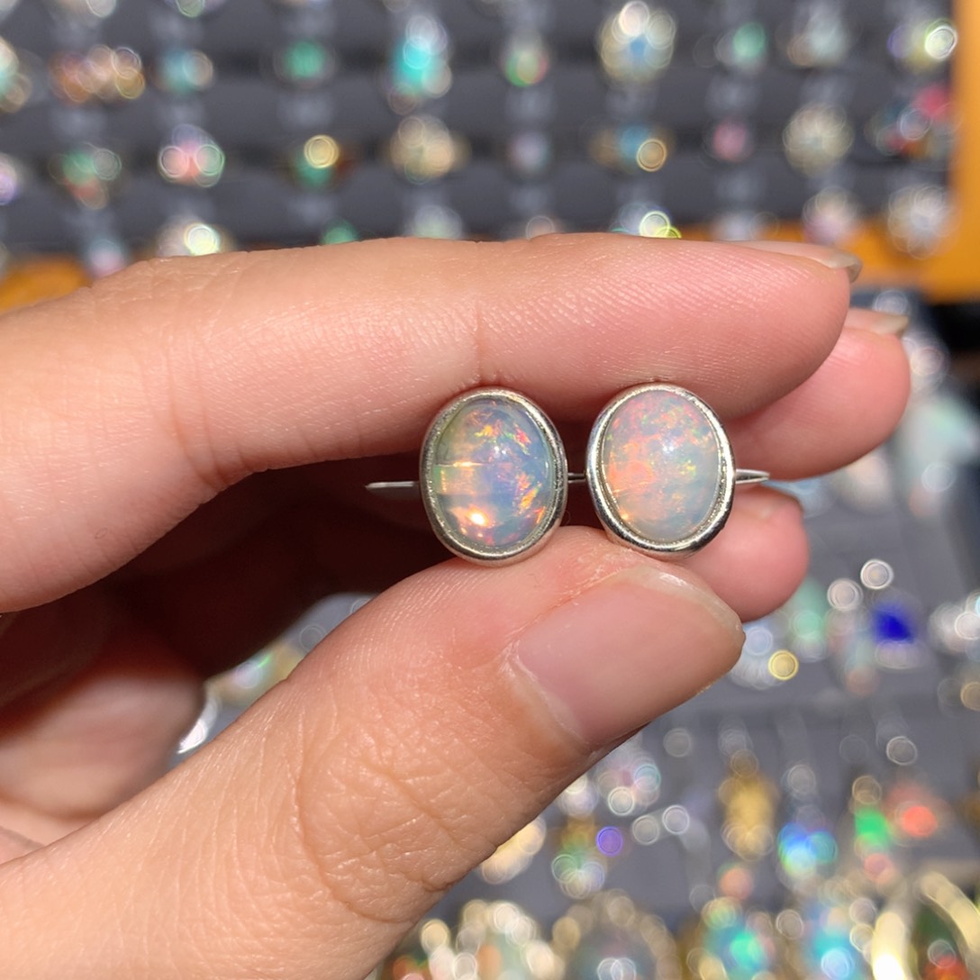 银S925镶嵌欧泊欧泊耳饰y