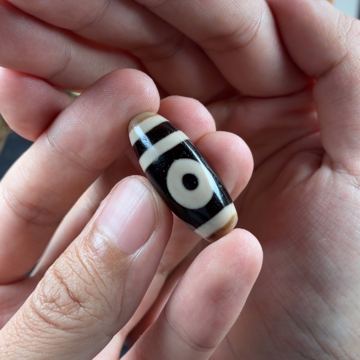 玛瑙/玉髓颈饰未镶嵌左**雨