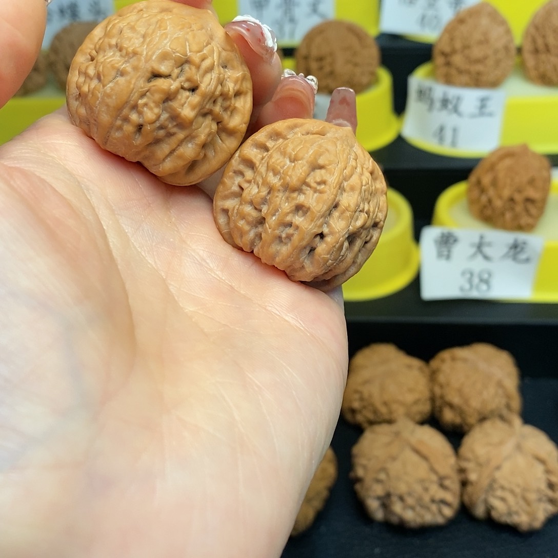 文玩核桃把件b****t百岁子