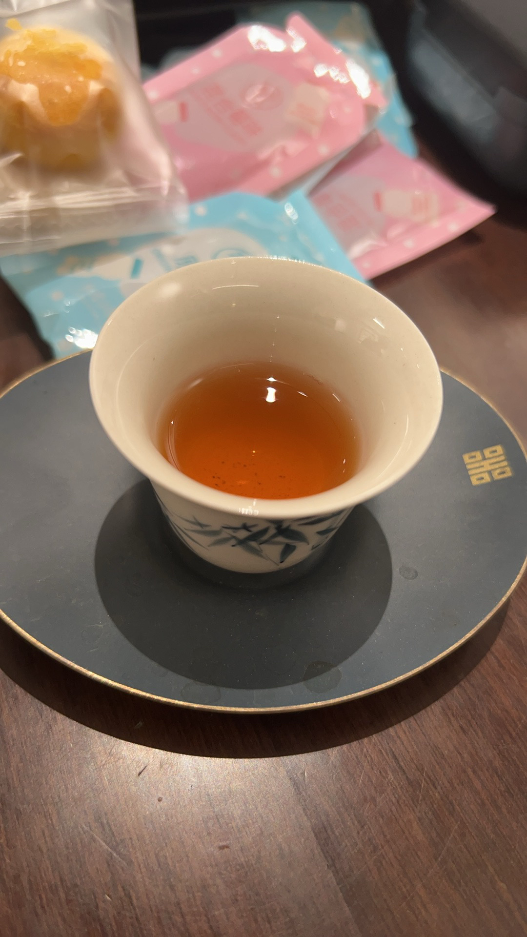 单饼2010年大龙饼普洱生茶6kg