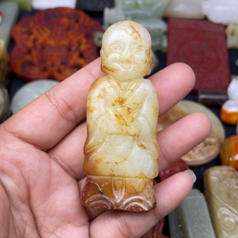 蛇纹石玉未镶嵌颈饰57