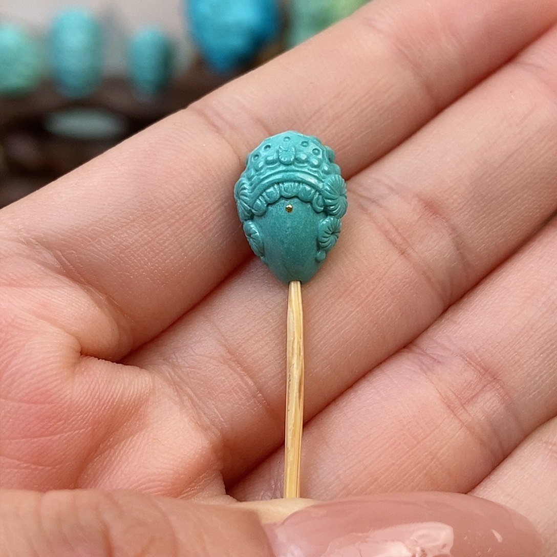 绿松石雕刻未镶嵌