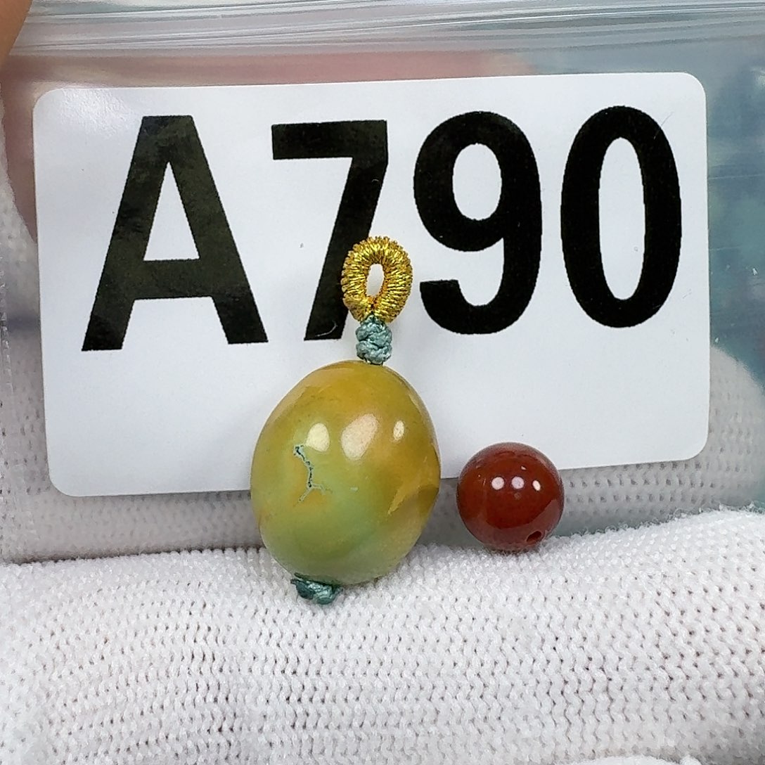 南红玛瑙未镶嵌珠宝奇石