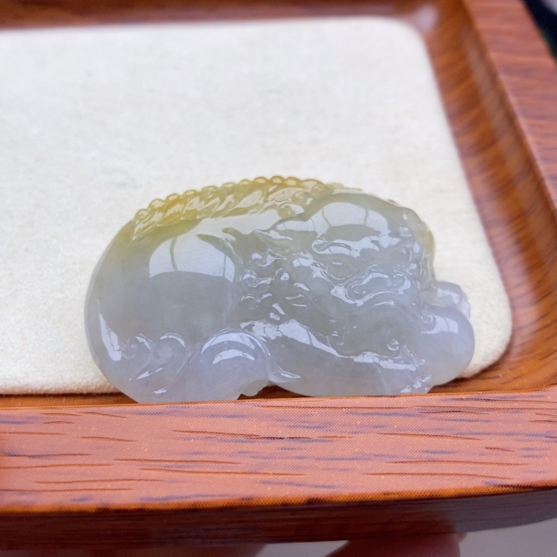 翡翠未镶嵌颈饰吊坠62