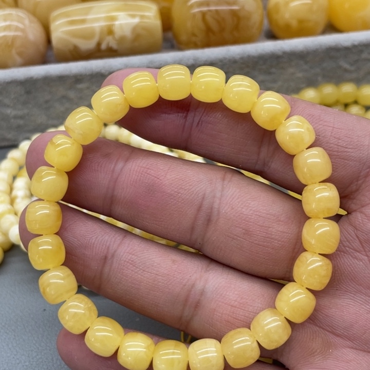 琥珀未镶嵌裸石手串