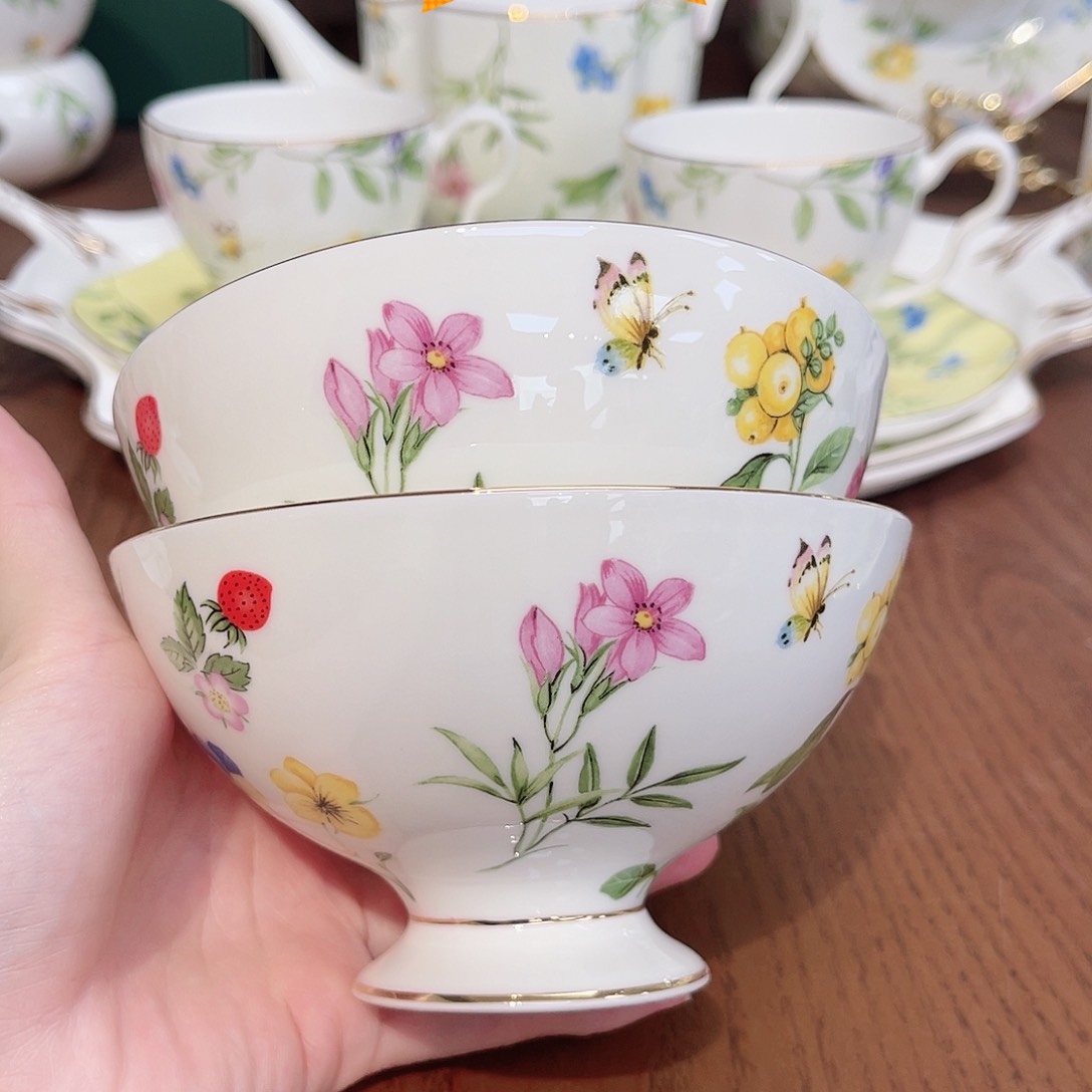 瓷片饭碗———————————