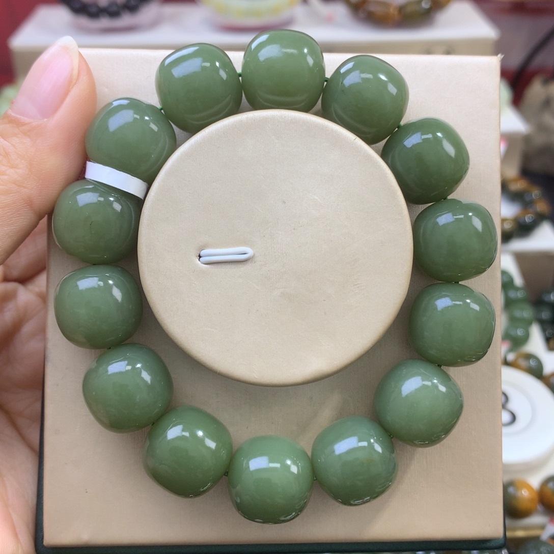 和田玉未镶嵌手链