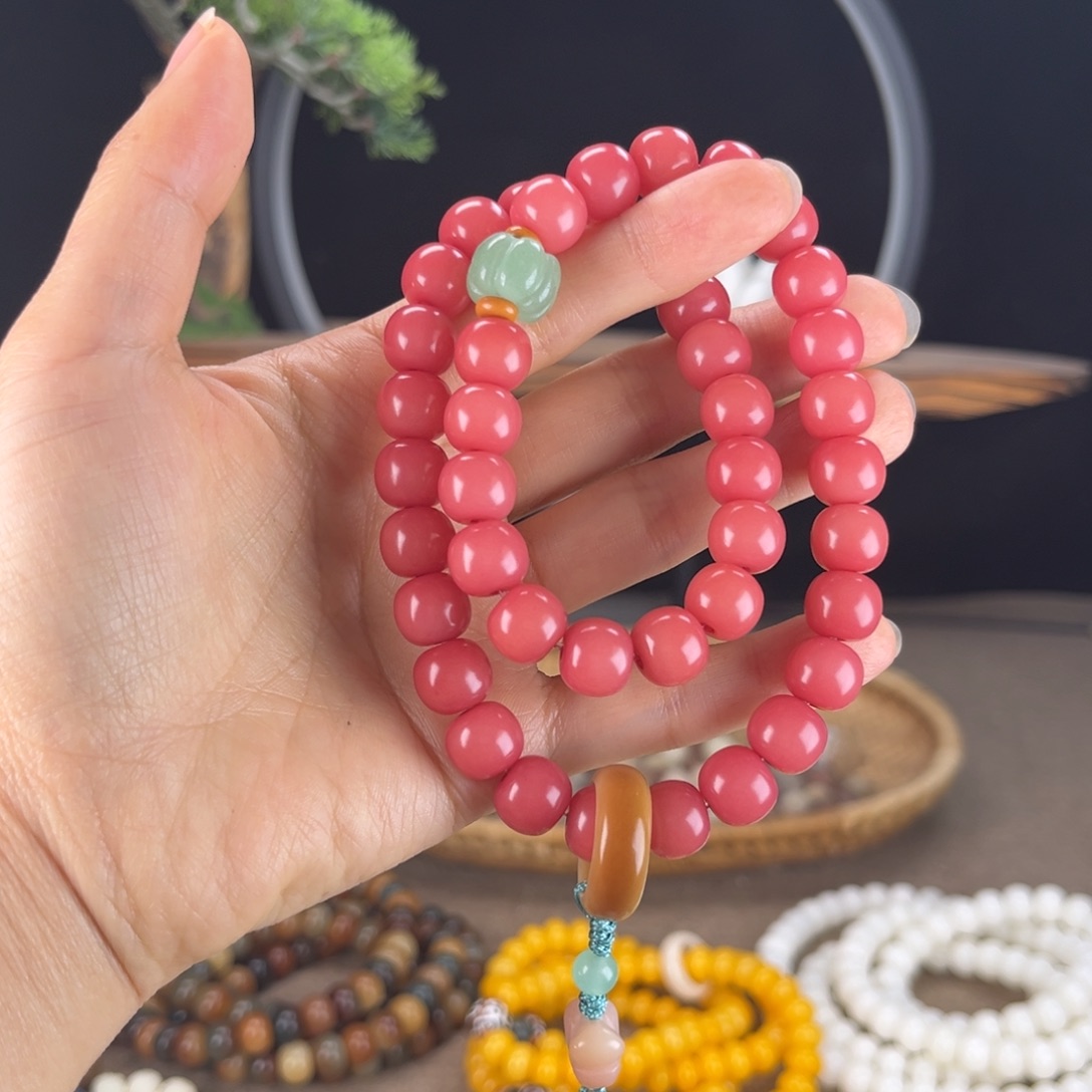 白玉菩提吊坠菩提