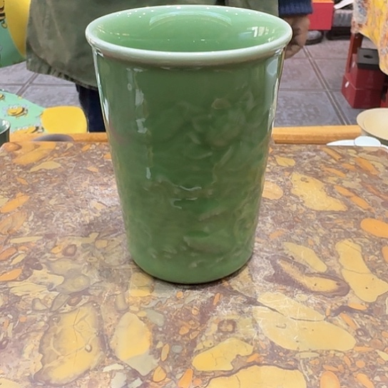 青瓷可乐杯一个，瓷。。。